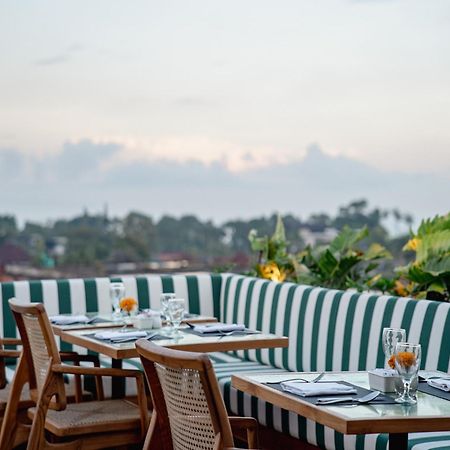Cross Paasha Bali Seminyak Hotel Екстериор снимка