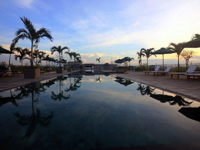 Cross Paasha Bali Seminyak Hotel Екстериор снимка