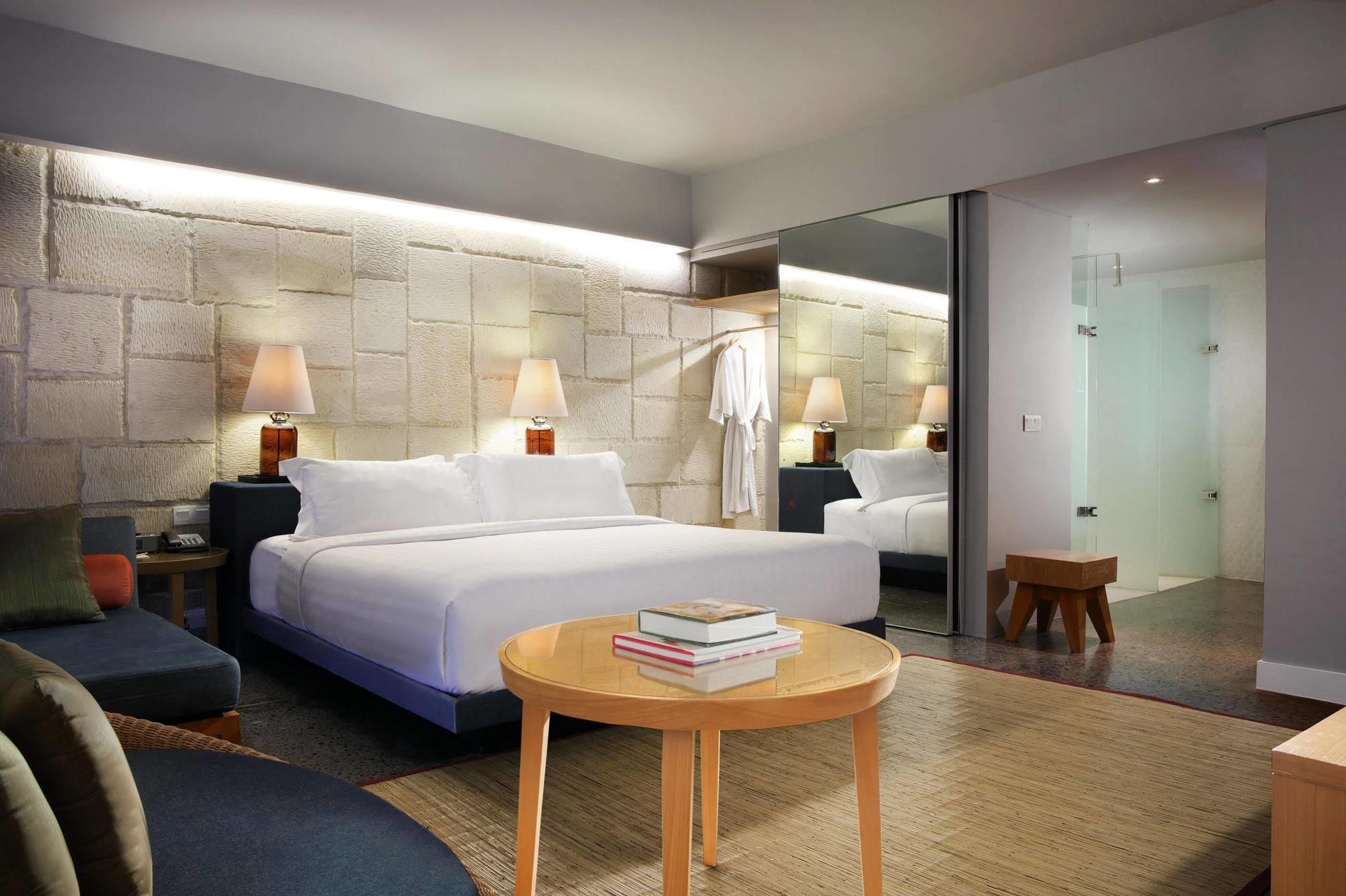 Cross Paasha Bali Seminyak Hotel Екстериор снимка