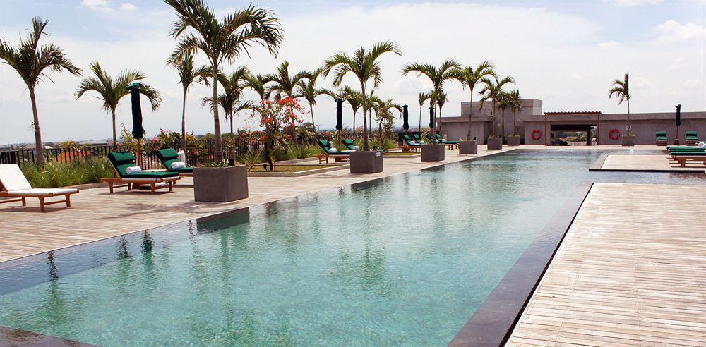 Cross Paasha Bali Seminyak Hotel Екстериор снимка